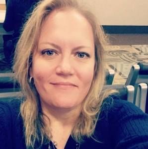 Meet your Posher, Stephanie